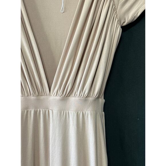 Sean with Ohpolly.com NWOT Wide Leg Jumpsuit 2 Tan Ruched Low Cut City Chic - Picture 6 of 14